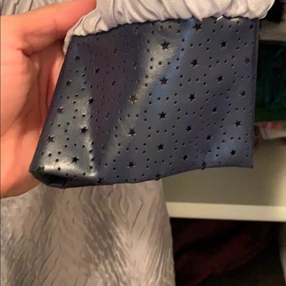 Speechless in my closet - Picture 5 of 11